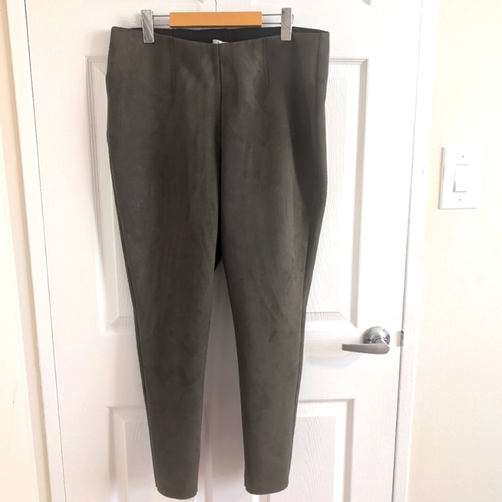 Nygard Womens slim fit olive green stretchy faux suede pants SZ 1X
